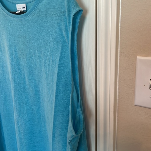 NWT J. Jill Island Blue Linen Top - Picture 3 of 6